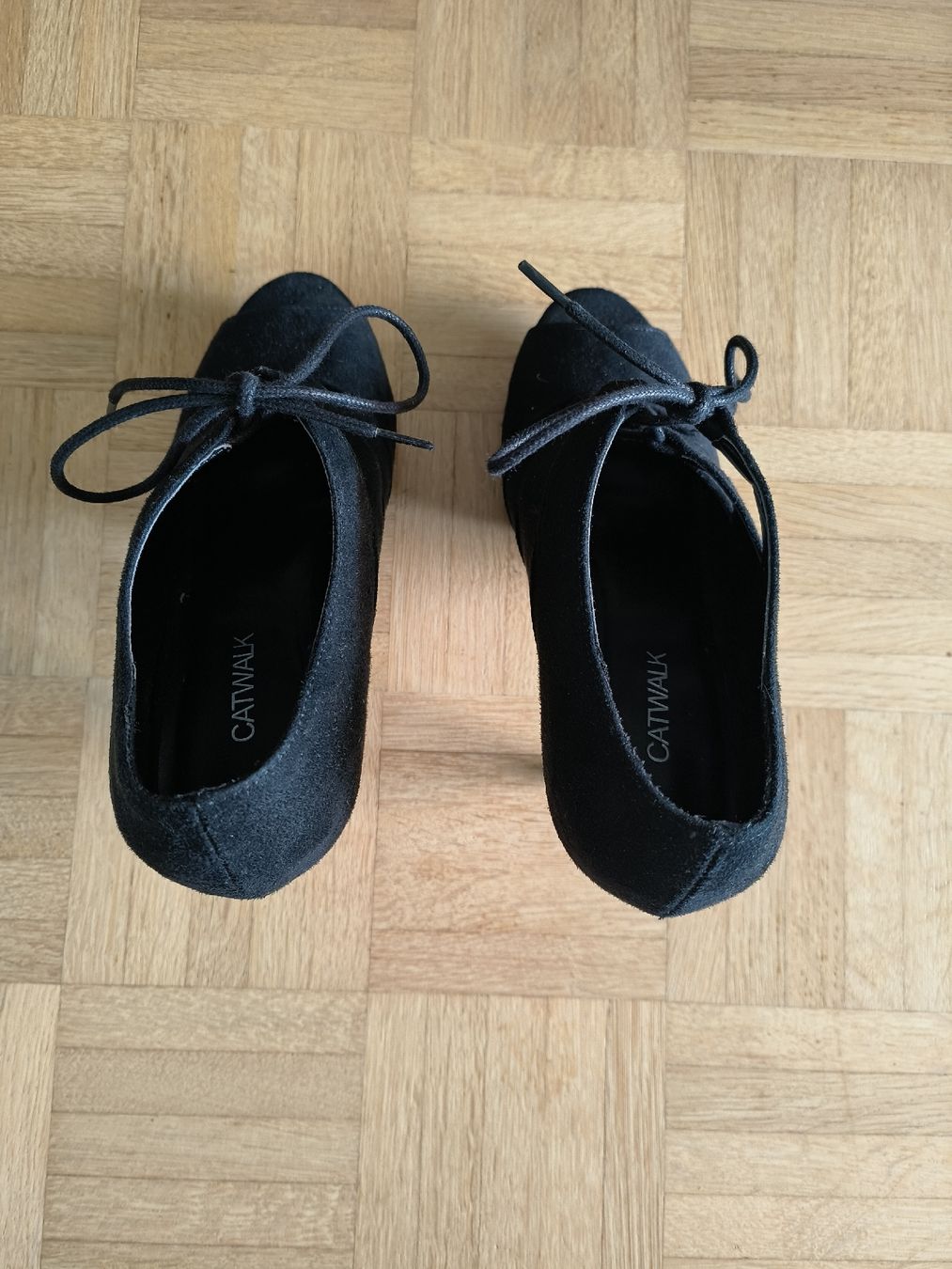 Scarpe da donna: Schwarze High Heels, Grösse 38 (Catwalk) – Nuovo (secondo la descrizione) da Wädenswil venduto da Alina7777 3