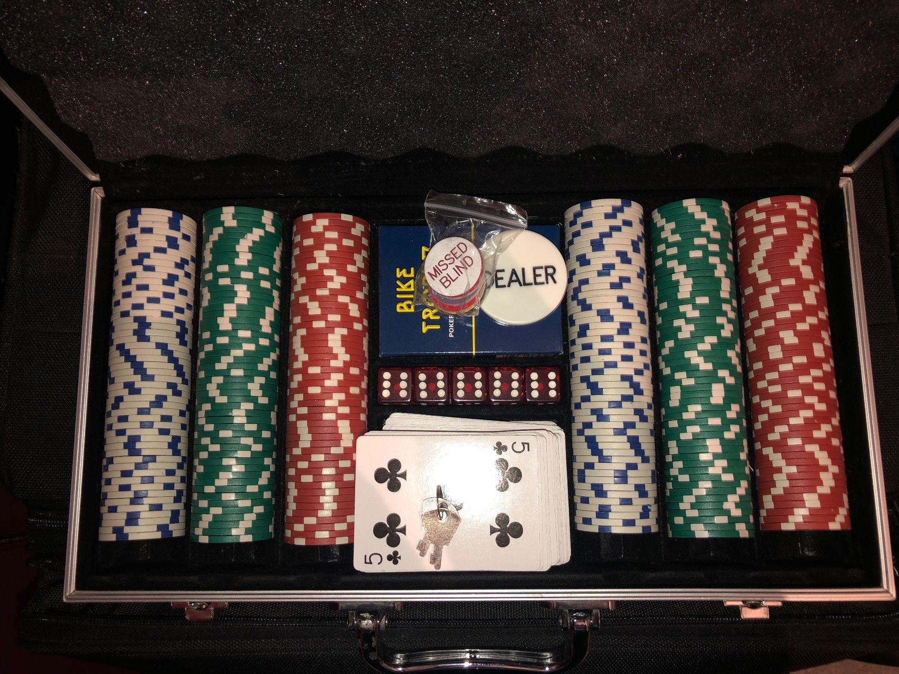 Giochi: • Poker-Set mit Koffer • – Usato da Basel venduto da mendoza13 1