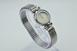 Damen-Armbanduhr silbern 30 mm (läuft mit Garantie)