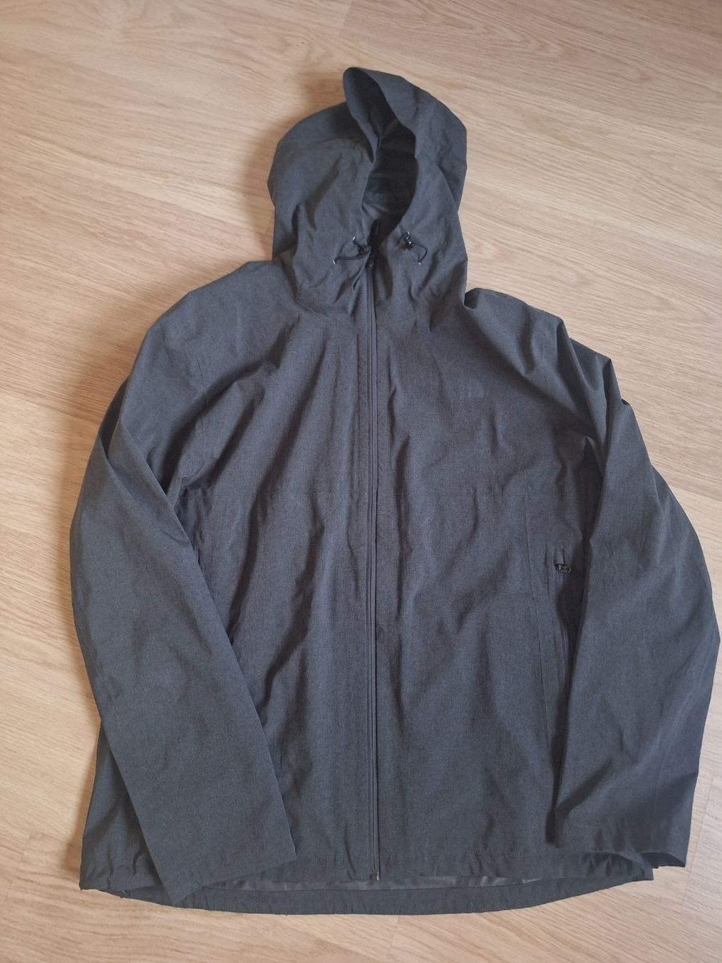 North Face Giacche: The North Face rain jacket size XL – Nuovo (secondo la descrizione) da Yens venduto da rob_nsw7