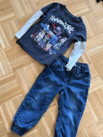 Ensemble garçon cool : T-shirt manches longues + jean !