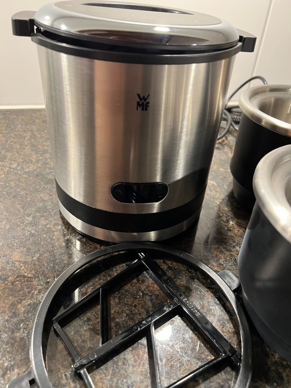WMF Elettrodomestici da cucina: WMF KÜCHENminis Eismaschine 3 in 1 – Usato da Uster venduto da Stoessda 1