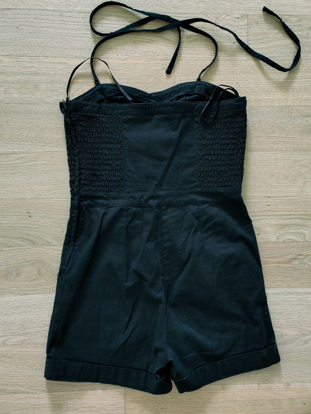 H&M Kleider: Trendiges H&M Sommeroverall - Größe 36 – Gebraucht aus Birmensdorf ZH von mku_9qbw 1