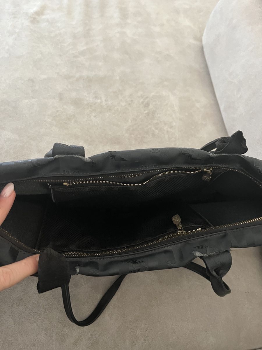 Taschen für Damen: Schwarze Handtasche – Gebraucht aus Widnau von jessica020 2