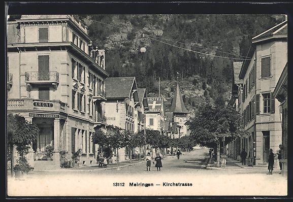 Cartoline postali: Meiringen, Blick in die Kirchstrasse mit – Usato da Berlin venduto da bartko-reher