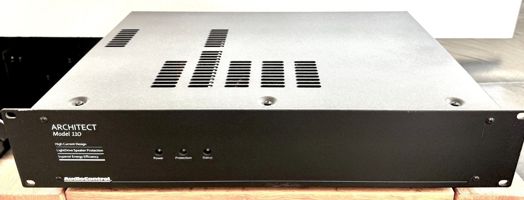 Amplificateurs: Two Channel Power Amplifier ARCHITECT model 110 – D'occasion à Zürich par Tapehead 1
