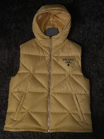 Prada Weste (limited edition)