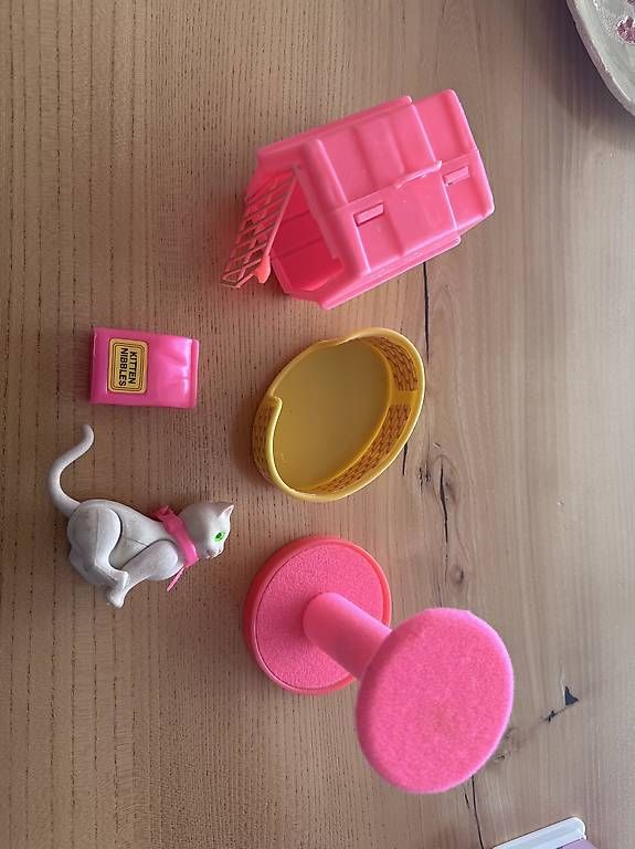 Bambole: Barbie Katzenset – Usato da Abtwil SG venduto da Bila80