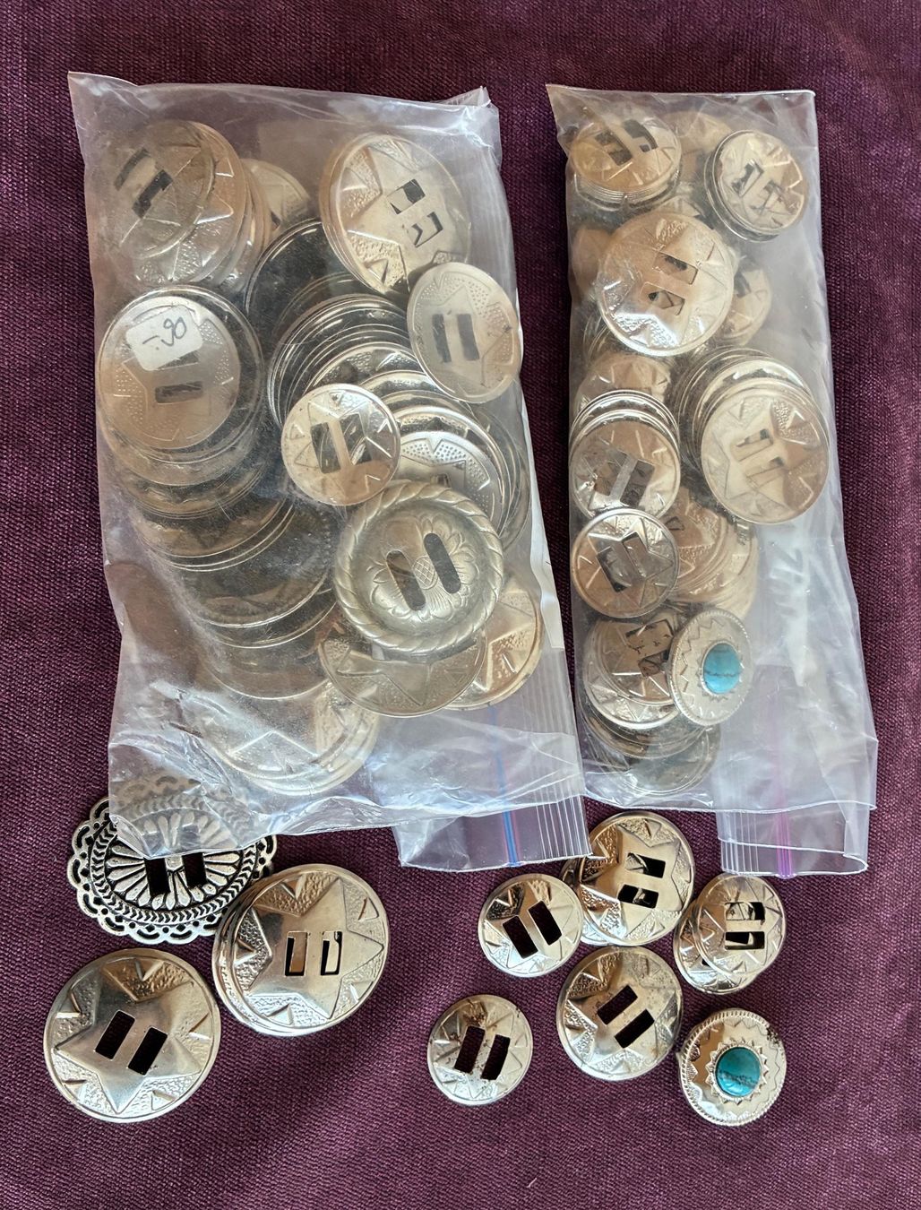 Quincaillerie: Diverse Conchos aus USA – D'occasion à Bäretswil par robsonantik