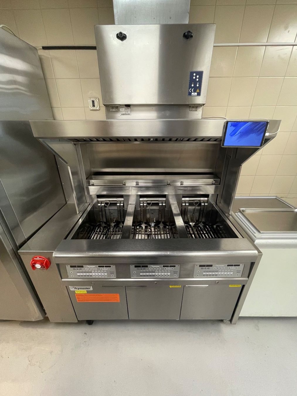 Elettrodomestici da cucina: Frymaster Fritteuse FilterQuick 3 Becken – Usato da Zürich venduto da Farbeee 1