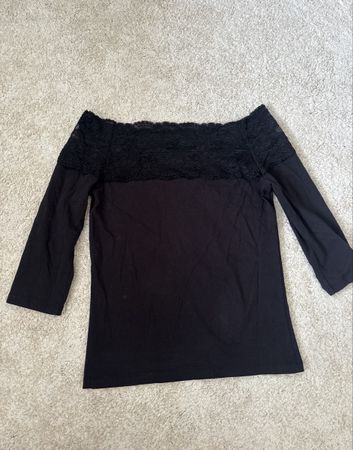 Schwarzes Damen Oberteil Grösse S mit Spitze S.Oliver