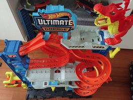 Hot Wheels Ultimate Garage mit Drachen Spielset gebraucht