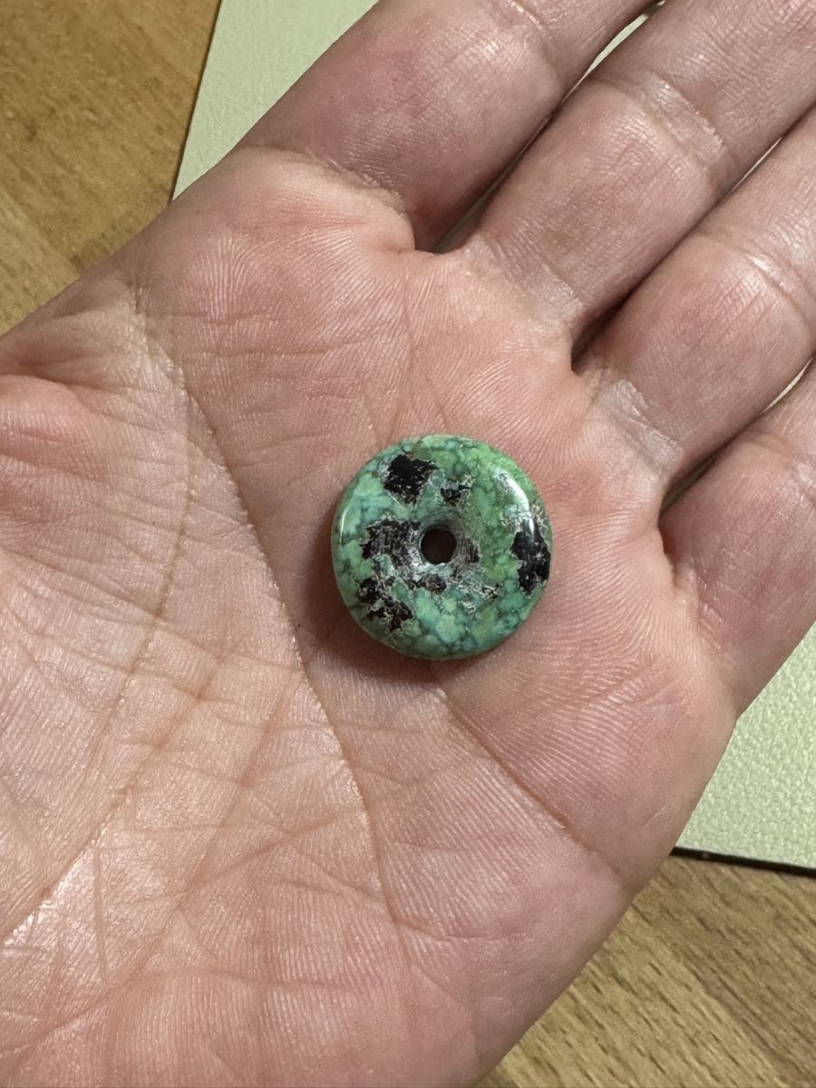 Anhänger: Turquoise bead round donut shape ca.1.8cm – Gebraucht aus Zürich von olalinda