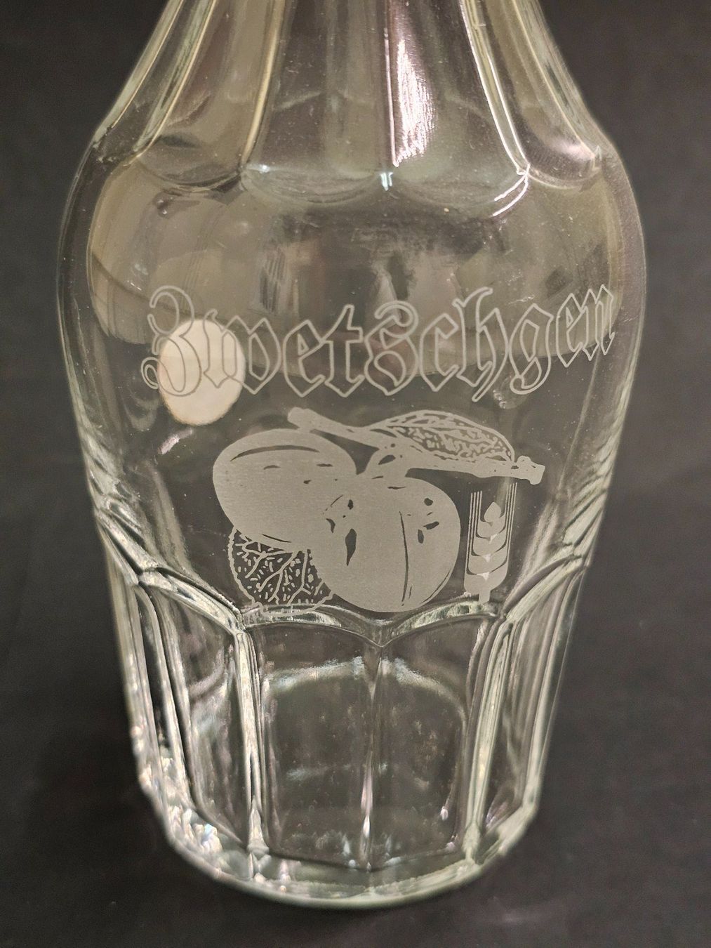 3 Karaffen für Gebranntes (Träsch, Zwetschgen, Schnaps) (D'occasion) à ...