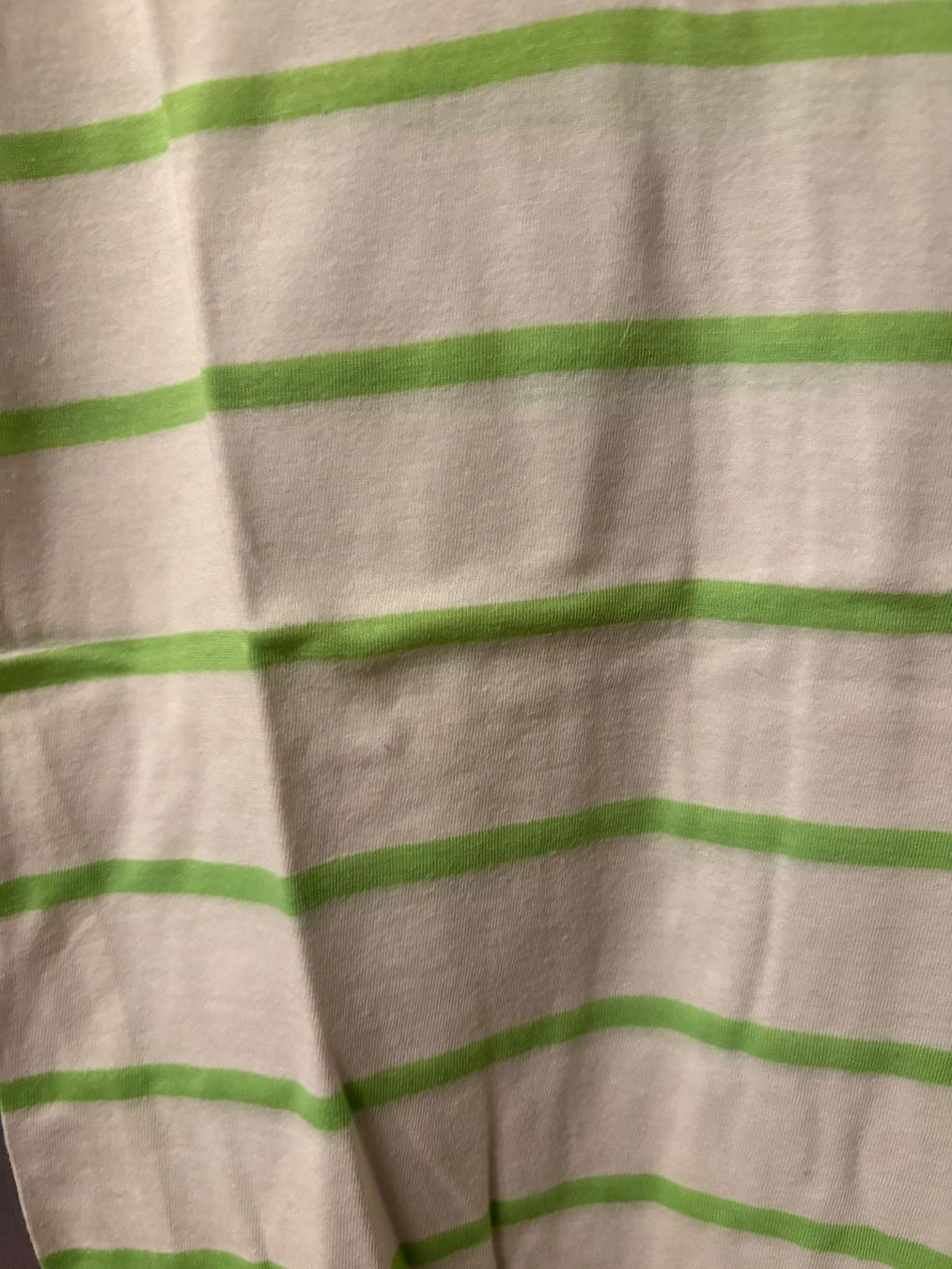 T-shirt: T-shirt rayé vert et blanc – Usato da Lausanne venduto da milou201619 1