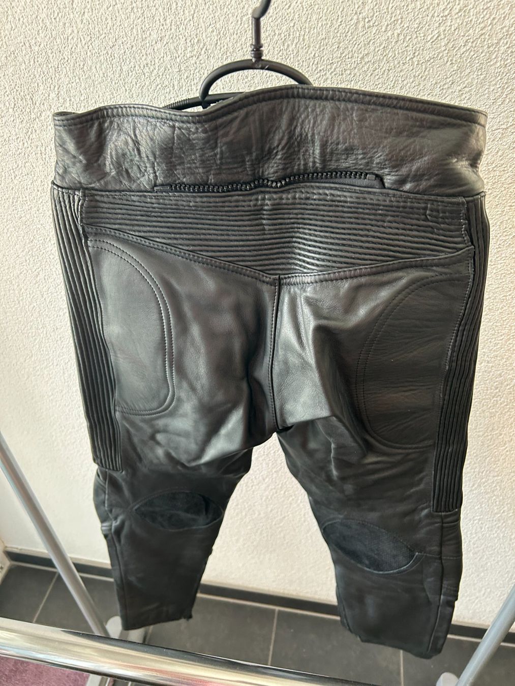 Hosen: Motorradhose Leder – Gebraucht aus Oberriet SG von triangel45 1