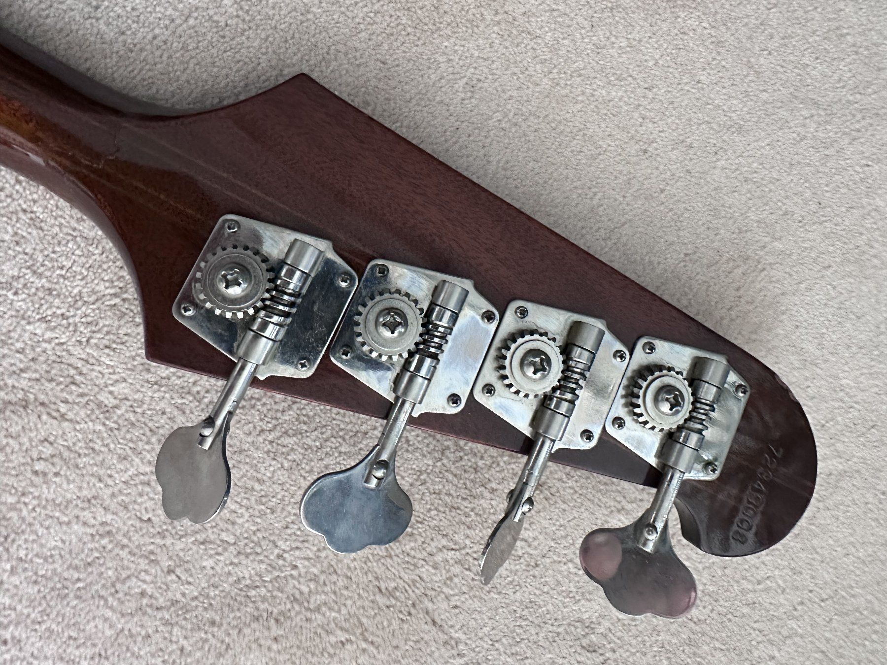 Gibson Strumenti musicali: GIBSON Tunderbird 1979 Bass Gitarre – Usato da Dachsen venduto da ColdChisel 6