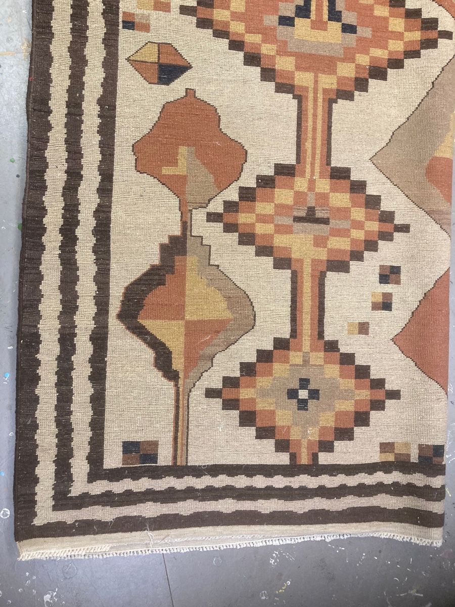Tappeti: Dekorative Teppich handgeknüpft – Usato da Männedorf venduto da Adamiat 7