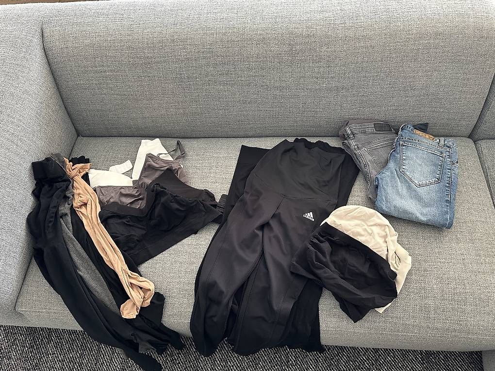 Lotti di vestiti: Schwangerschaftskleidung - Paket – Usato da Vaduz venduto da jul_6yrq