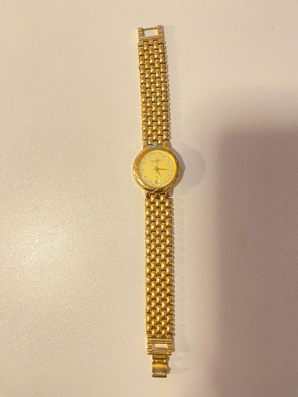 Uhren: Accurate quartz Uhr Frau – Gebraucht aus Uster von faandrei 7