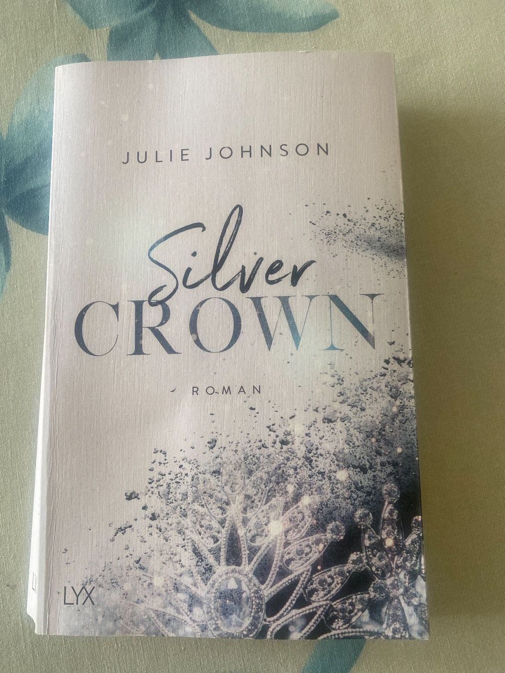 Bücher: Silver Crown Julie Johnson – Gebraucht aus Hünenberg von a.u.849