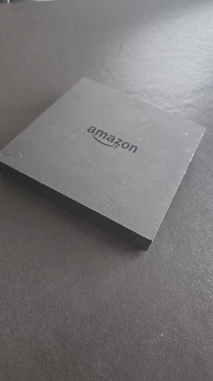 Audio- & Mediensysteme: Amazon Fire TV Box – Gebraucht aus Zürich von Tornadorey