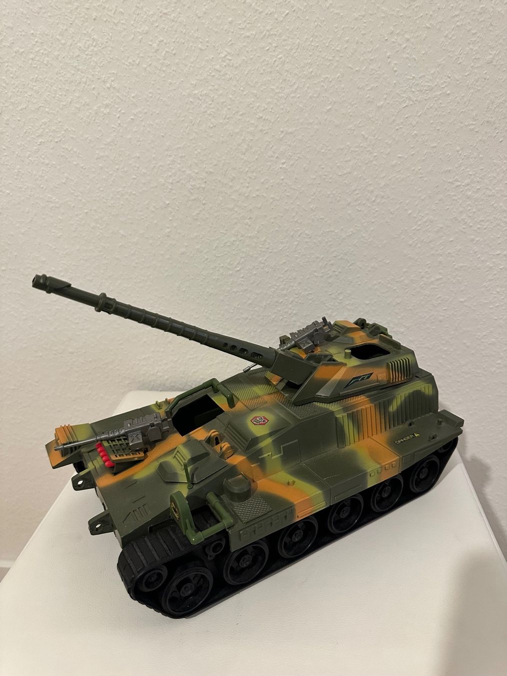 Spielzeuge: Spielzeug Panzer – Gebraucht aus Lausen von Swissart123