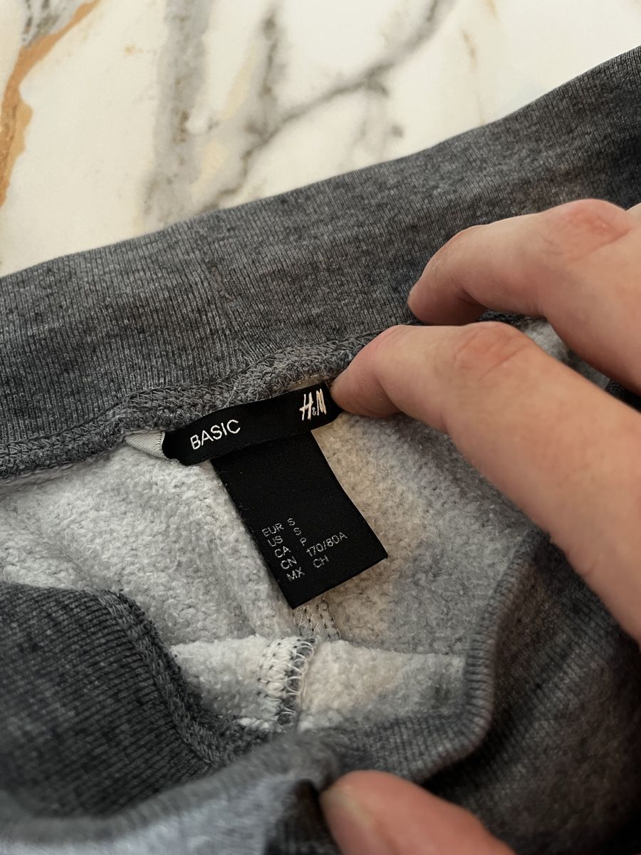H&M Hosen: H&M Jogginghose / Grösse S – Gebraucht aus Bäch SZ von Olivier_Sales 2