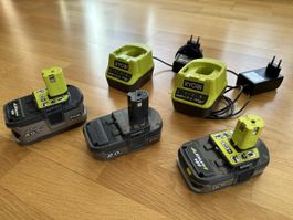 Lot de 3 batteries Ryobi 18V et 2 chargeurs, occasion