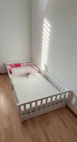 Kinderbett mit Rausfallschutz weiss gebraucht