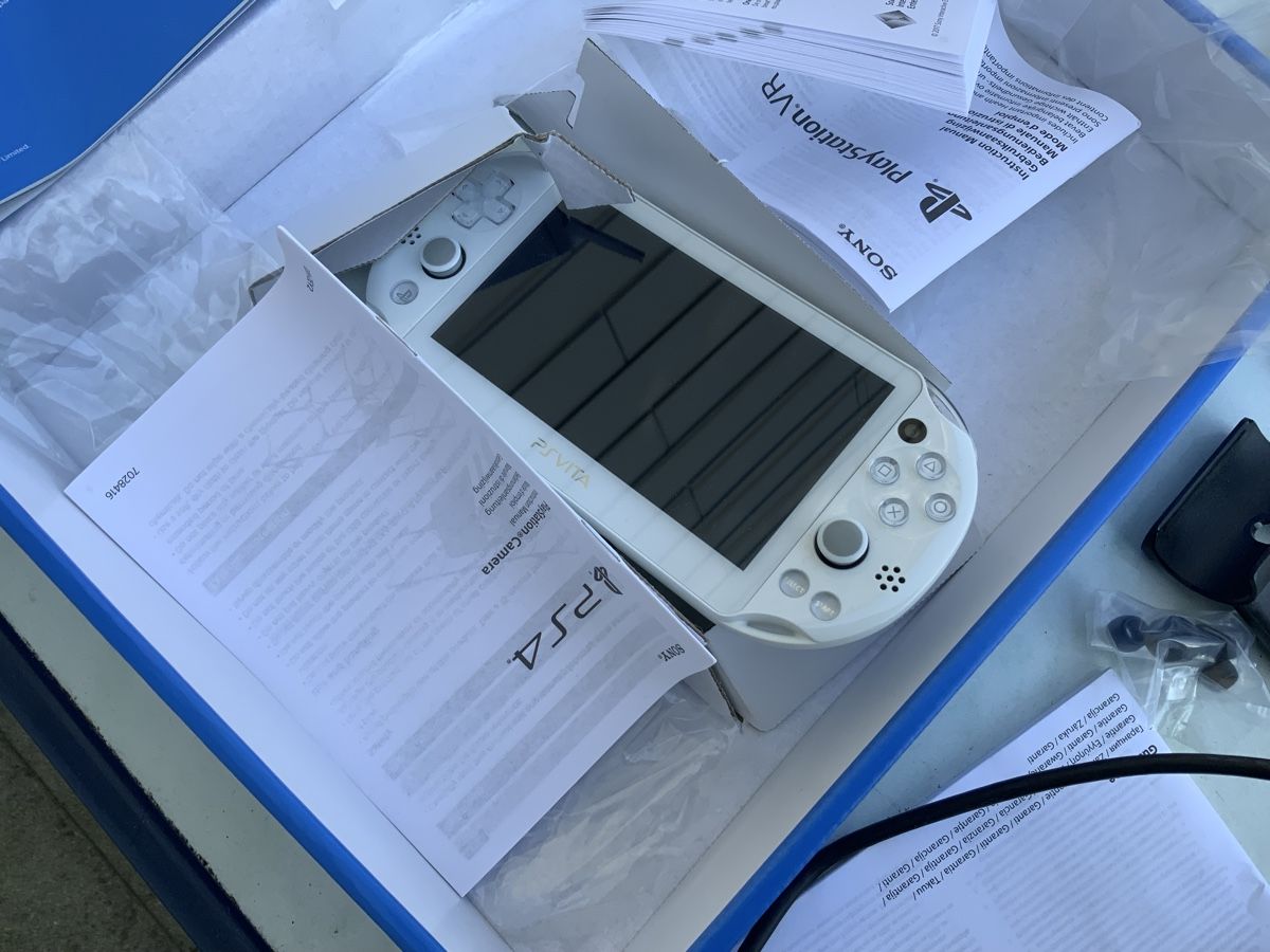 Sony Console: Konsole – Difettoso da Niederuzwil venduto da Miami1999 3