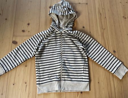 Uniqlo Kapuzenpullover Gr.130