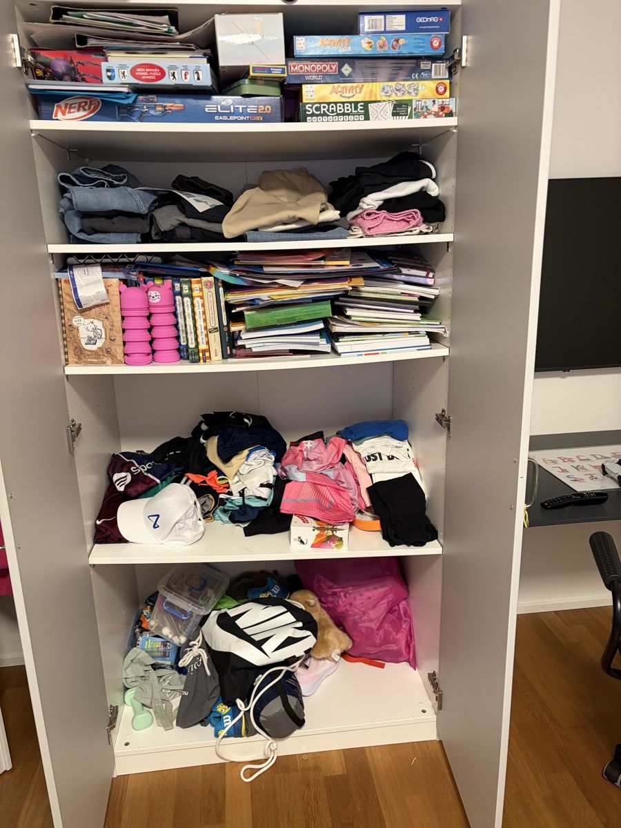 Armadi: Kleiderschrank gebraucht – Usato da Luzern venduto da Trackzila 4