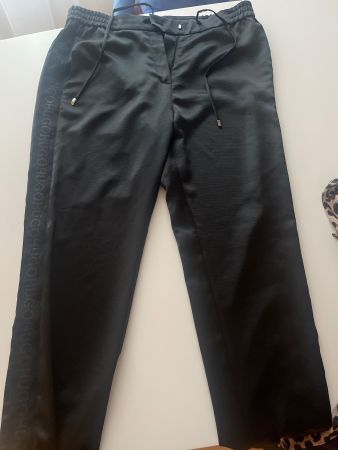 Hose von Hugo