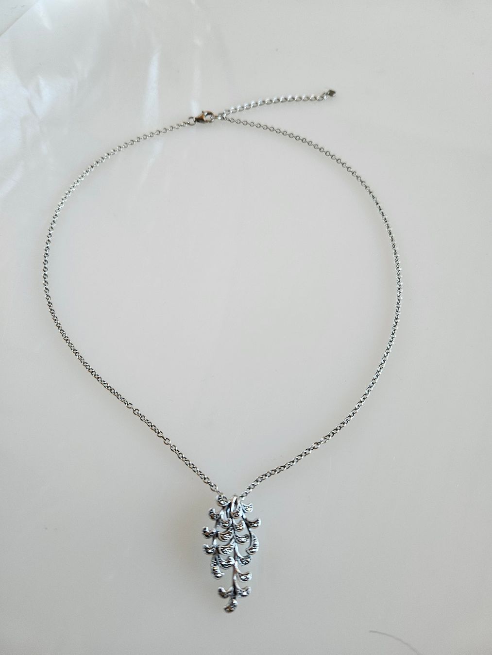 Ketten: Silber Kette mit Floral-Anhänger – Neu (gemäss Beschreibung) aus Winterthur von ste_tcx5 1