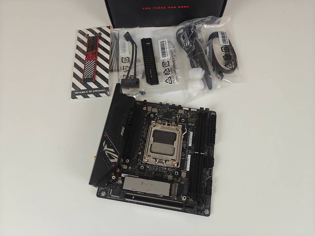 Asus Mainboards: ASUS ROG STRIX B650E-I Gaming WiFi Mini-ITX Mainboard – Gebraucht aus Seon von mrwolfie 1