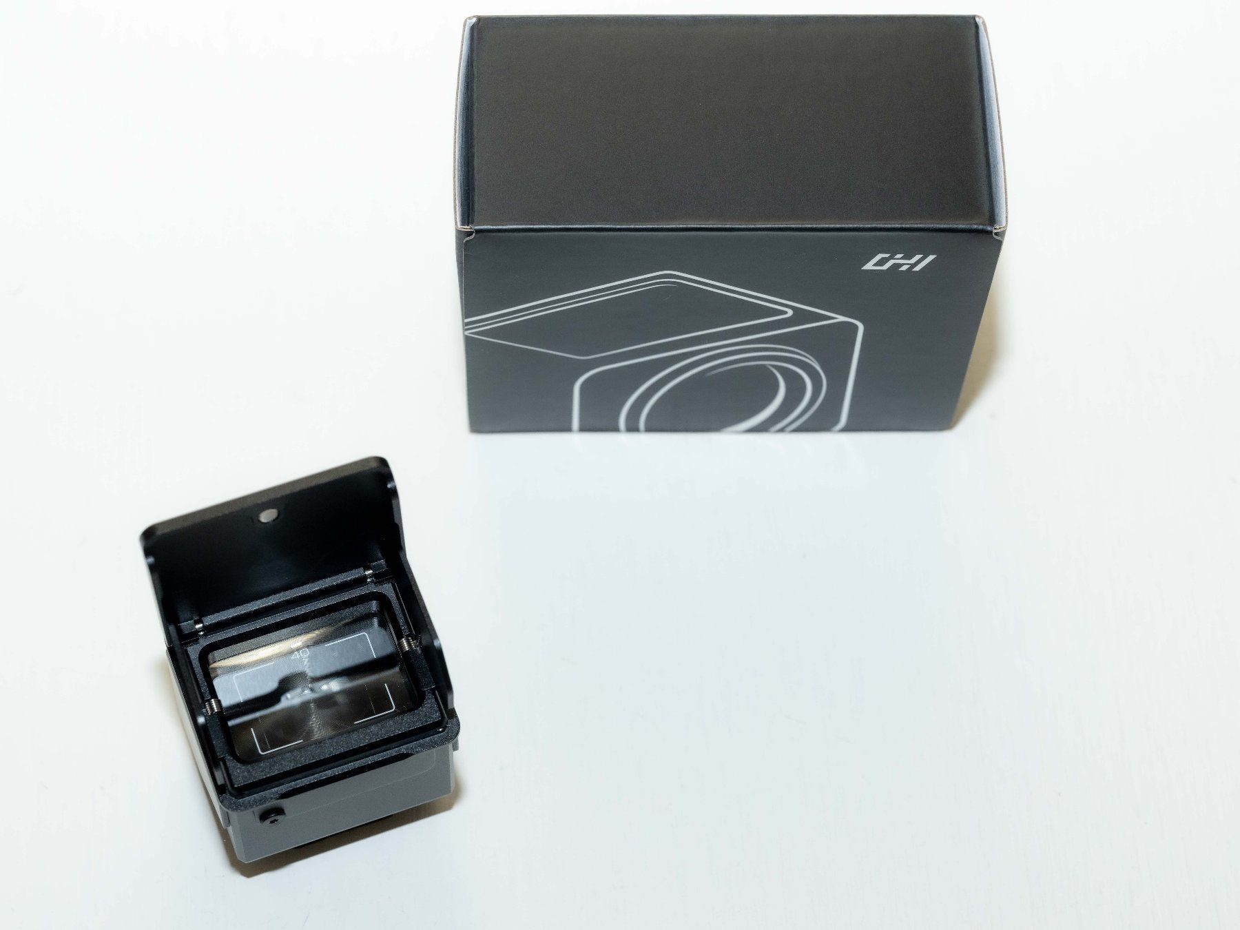 Unità & Adattatore: Viseur de poitrine, Viewfinder 28-40 mm. – Usato da Lausanne venduto da 1000steps 2