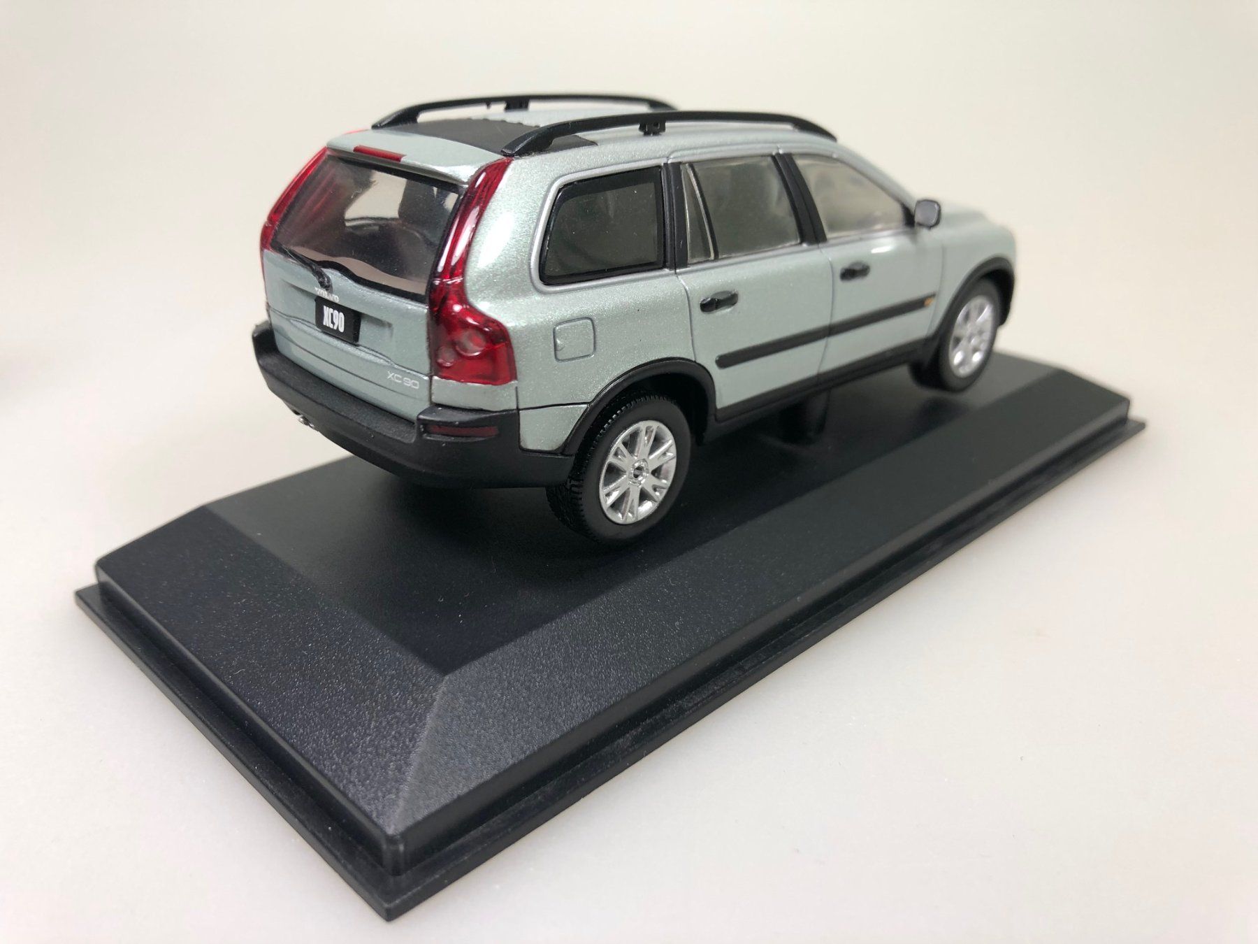 Volvo Modellini d'auto: Volvo XC90 - Minichamps - 1:43 – Usato da Widen venduto da Himan 1