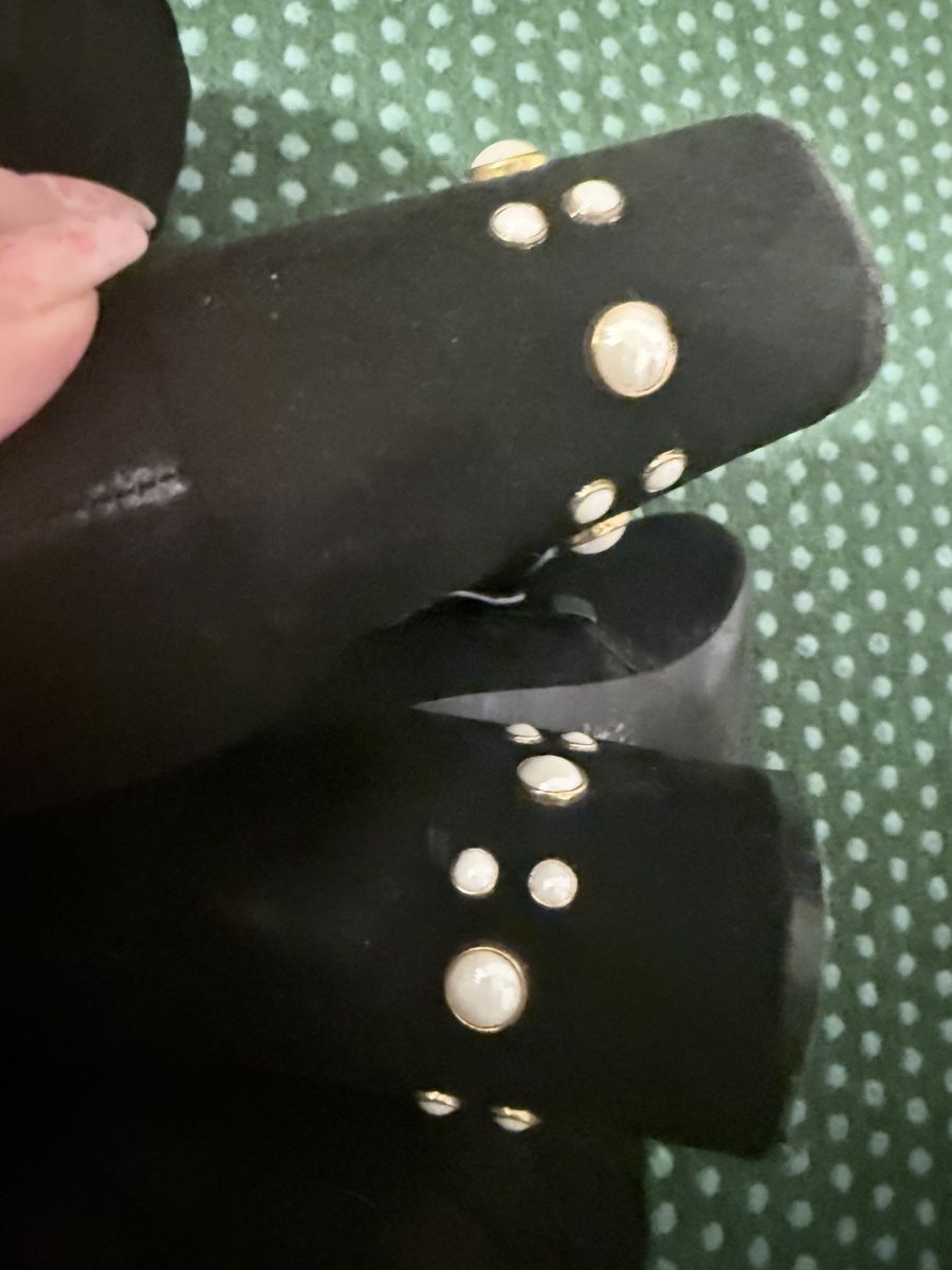 Damenschuhe: Schwarze Stiefeletten mit Perlen, Grösse 39 – Gebraucht aus Zürich von Krikri21 2