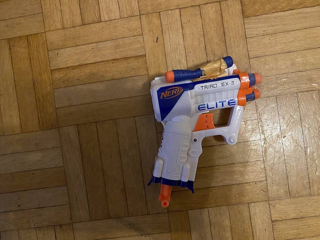 Nerf Giocattoli: Nerf Pistole – Usato da Emmen venduto da Aribini