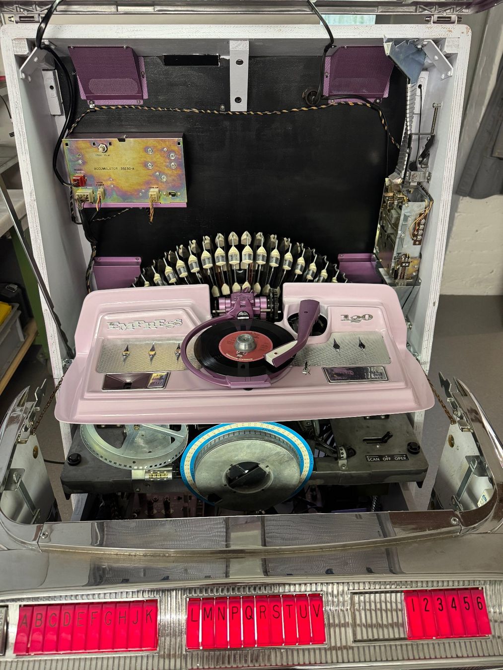 Rock-Ola Musiktruhen: Jukebox Rock Ola Empress – Gebraucht aus Goldach von Best_buy 3