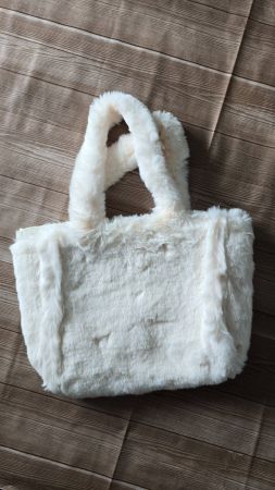 Fluffy Faux Fur Tote Bag / Plush Shopper 👜