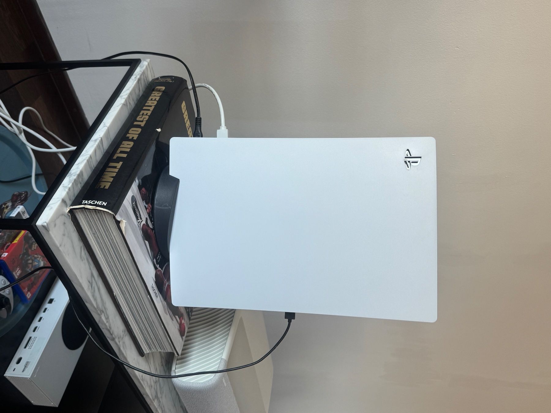 Sony Consoles: Playstation 5 Disc Edition 825GB SSD mit Controller – D'occasion à Zürich par luk_d9jj 5