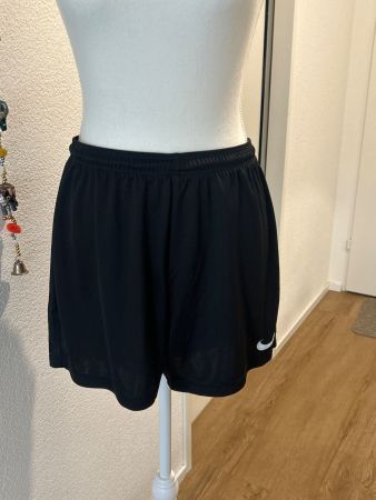 Nike Sportshorts Damen schwarz DRI - FIT Gr. M
