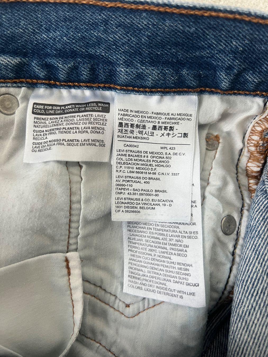 Levi's Jeans: Jeans Shorts Levi Strauss & Co, hell-blau, Grösse: 26 – Gebraucht aus Ebikon von jogger69 4