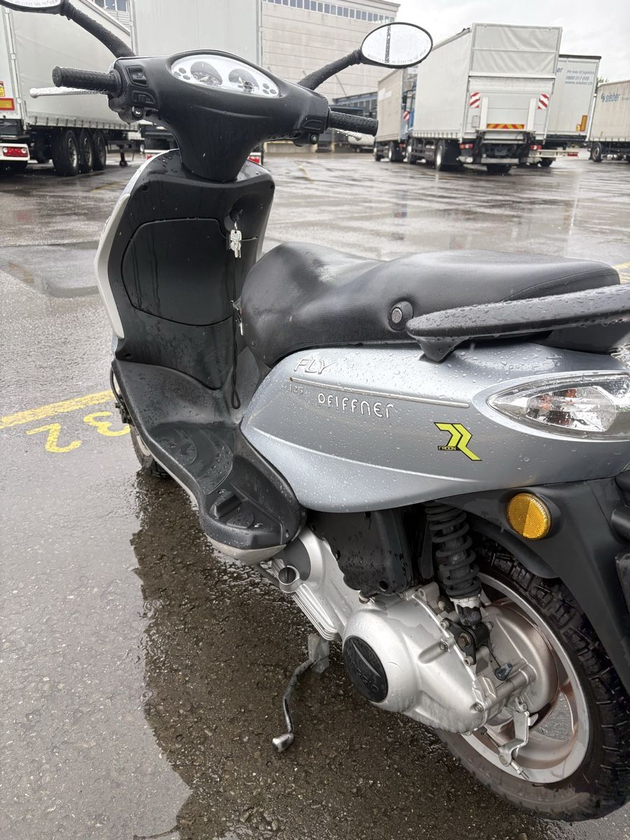 Piaggio Scooter: Roller Piaggio Fly 125  – Usato da Au SG venduto da ben_9kp2 4