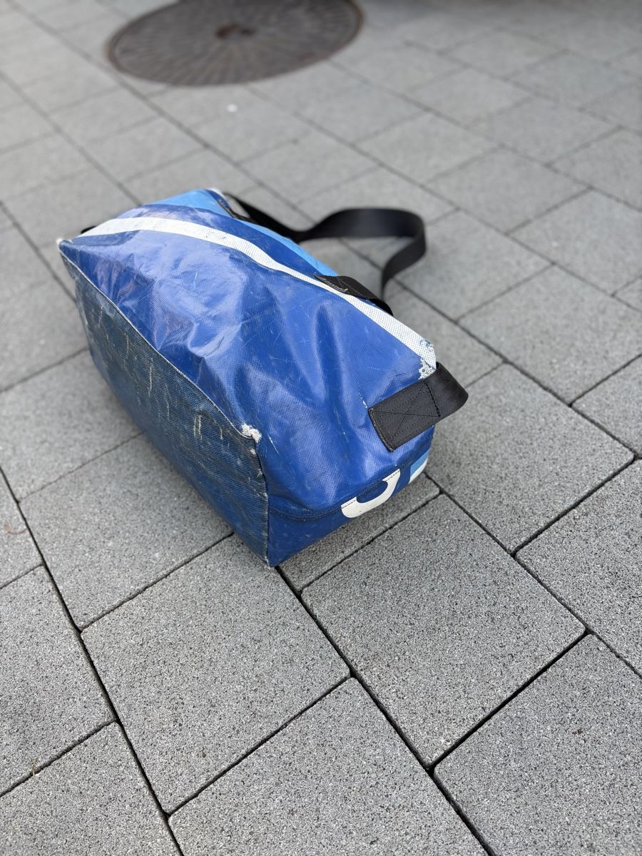Freitag Taschen: Freitag Tasche Blau – Gebraucht aus Thalwil von Counterdude 4