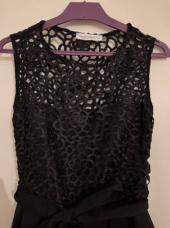 Robe noire élégante Rinascimento / Taille XS