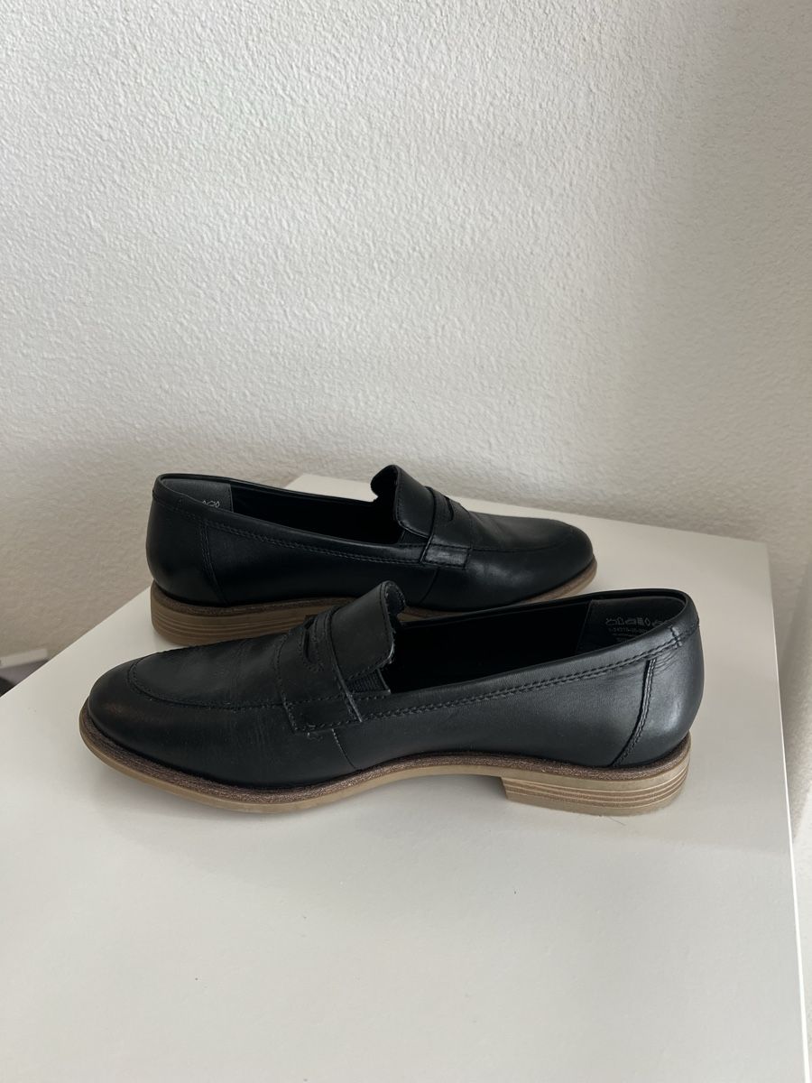 Damenschuhe: Tamaris Lederschuhe – Neu (gemäss Beschreibung) aus Rorschach von Vildakl