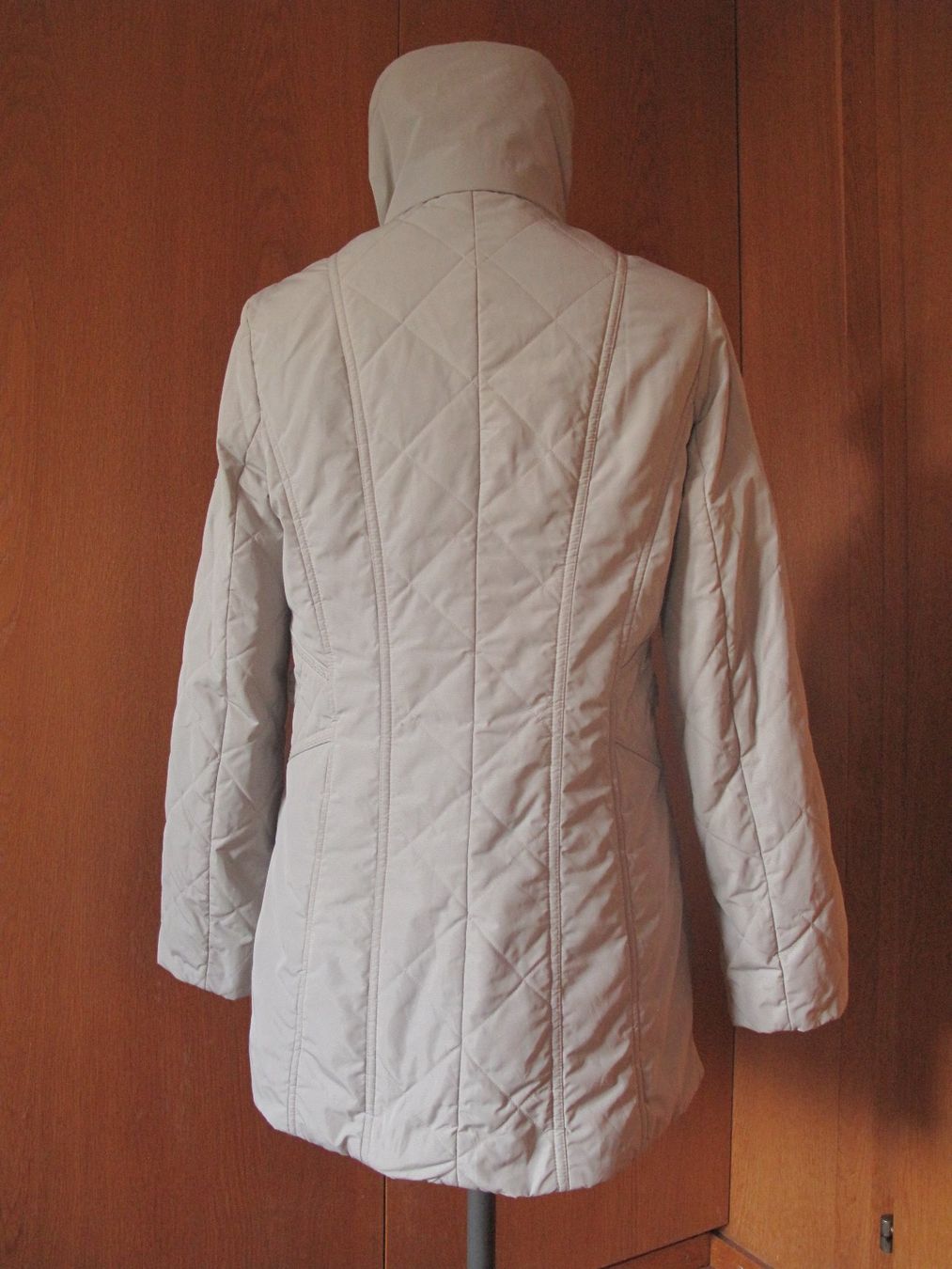 C&A Jacken: Jacke Gr.36 A-Post 9 Fr. – Gebraucht aus glarus von Engel_888